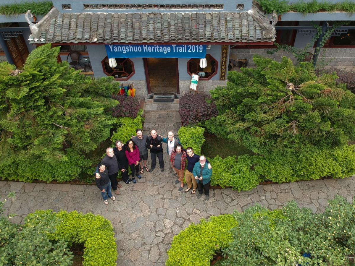 Yangshuo Mountain Retreat Hotel Exterior photo