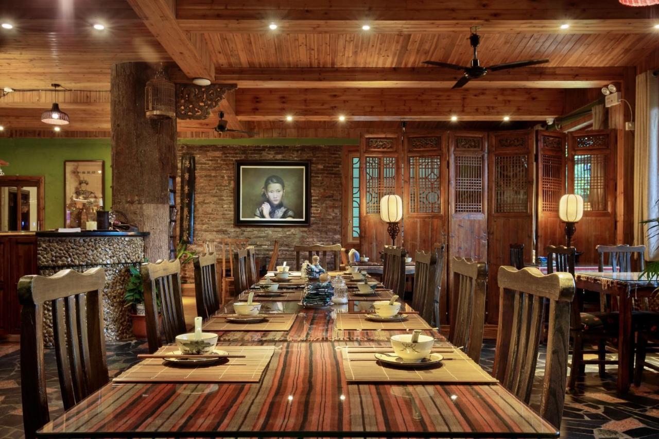 Yangshuo Mountain Retreat Hotel Exterior photo