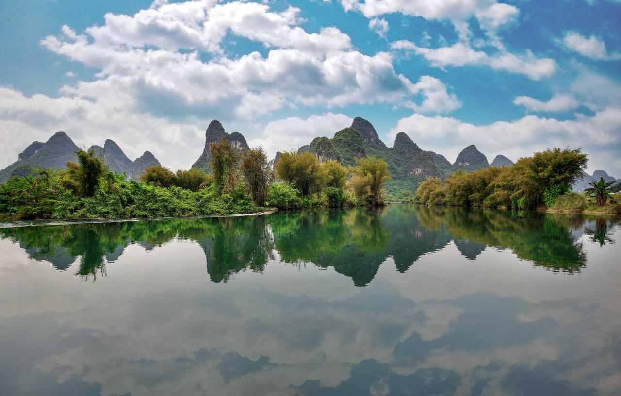 Yangshuo Mountain Retreat Hotel Exterior photo